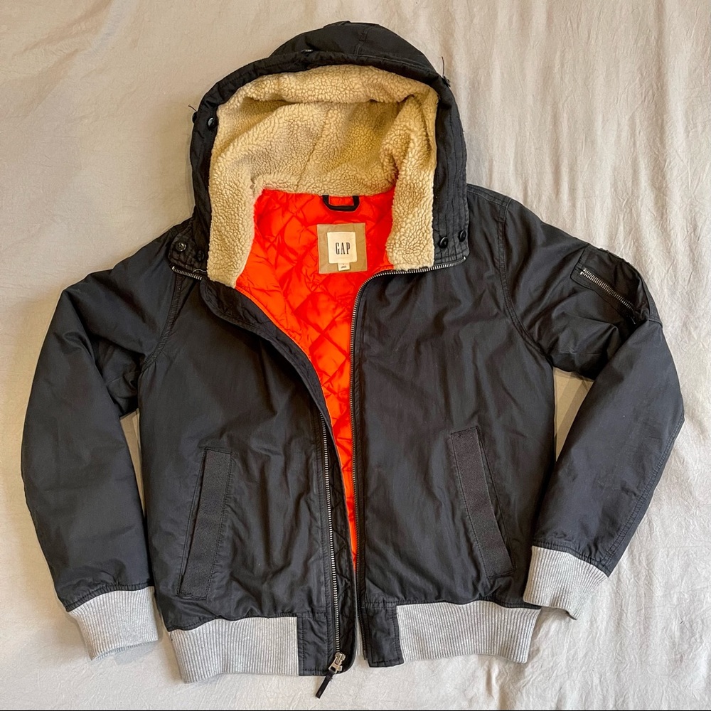 Gap Primaloft Down Bomber Jacket - size Small